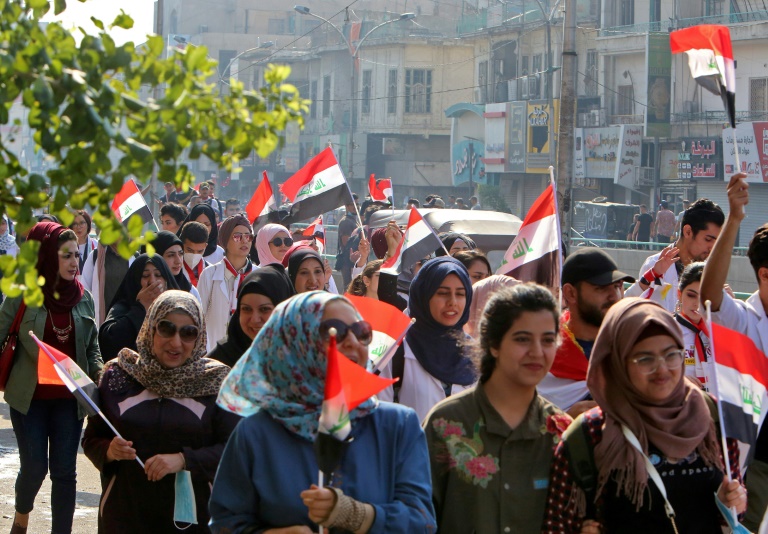Iraq president vows early polls as protesters demand more