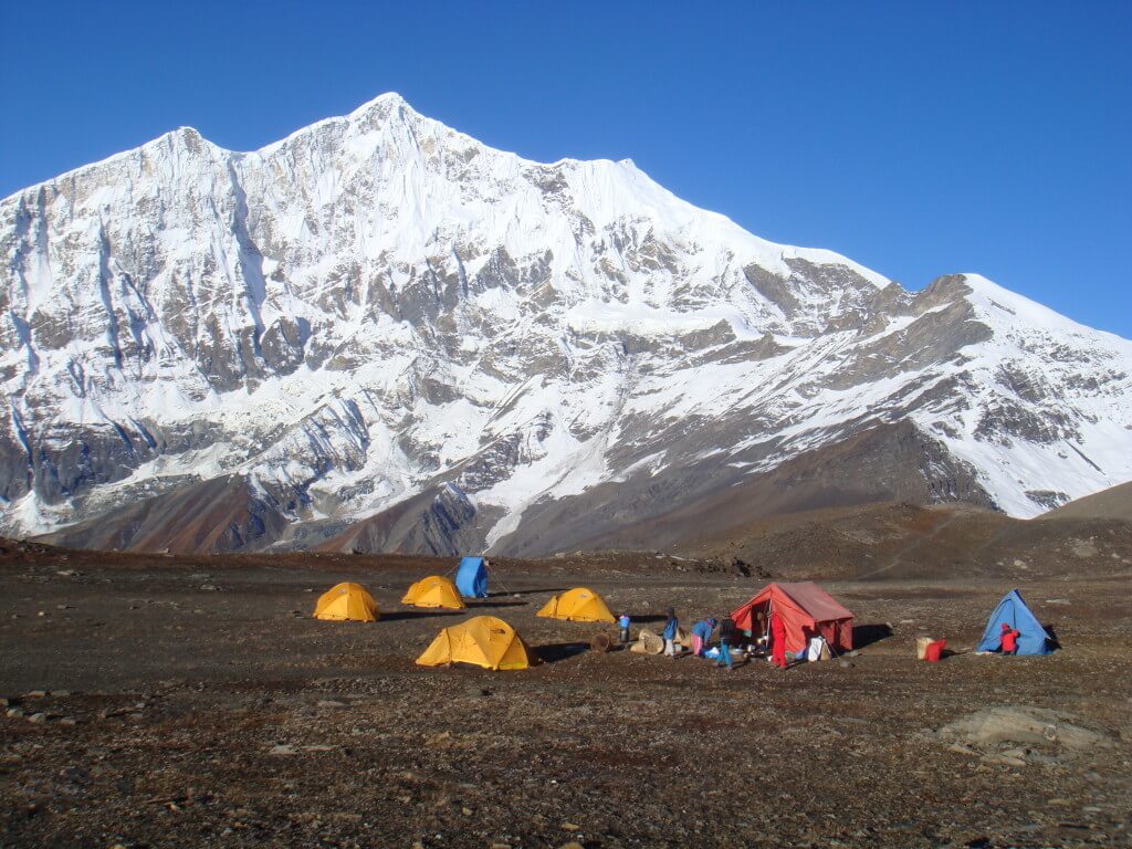 धवलागिरि हिमाल आरोहणका लागि ३१ जनालाई अनुमति