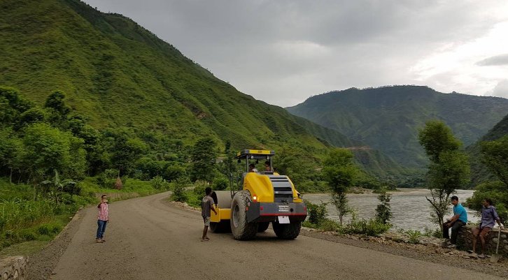 मध्यपहाडी लोकमार्गको पश्चिम खण्डमा ६० प्रतिशत निर्माण सम्पन्न