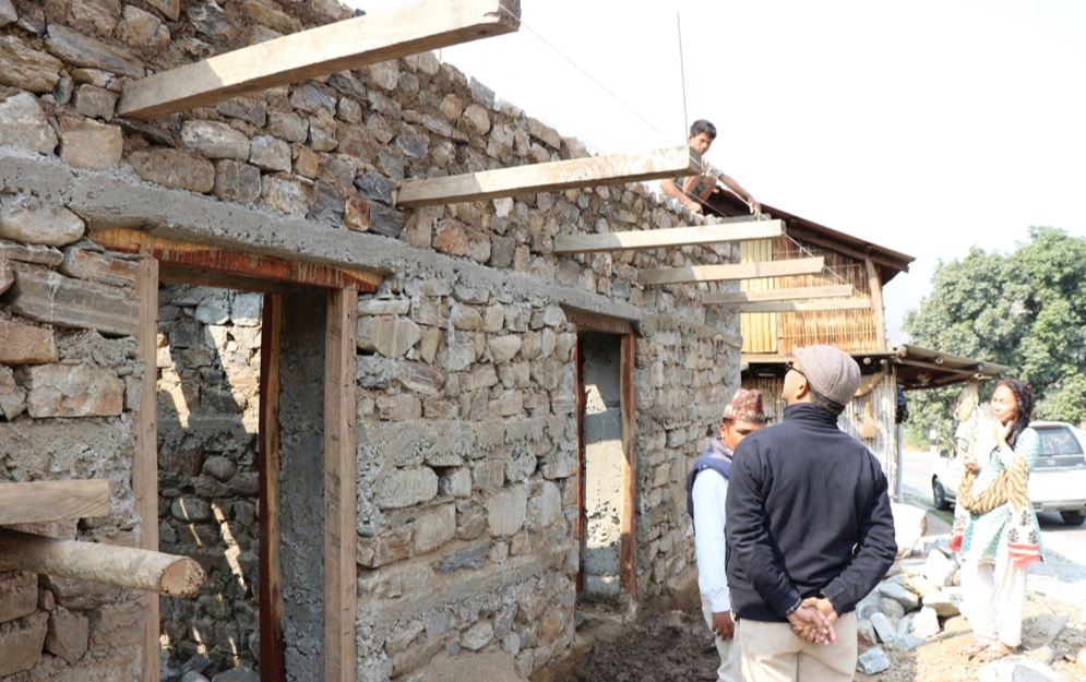 लाभग्राहीले बुझे तेस्रो किस्ता