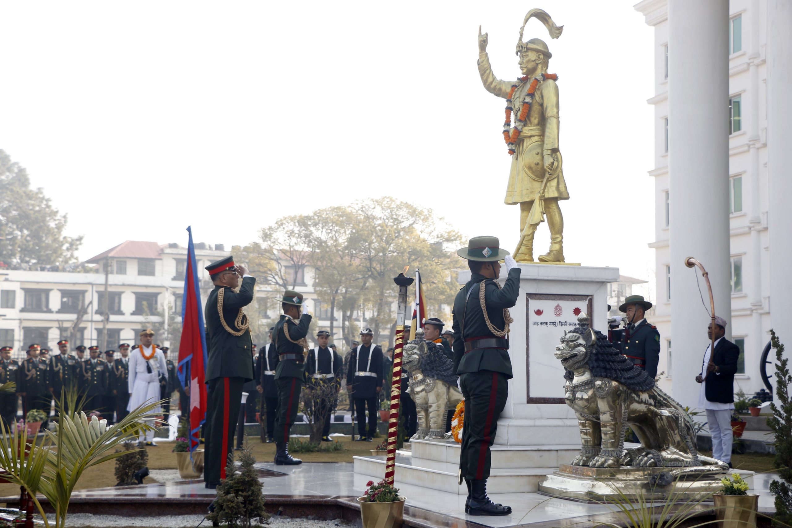 जङ्गी अड्डामा राष्ट्र निर्माताप्रति सलामी अर्पण