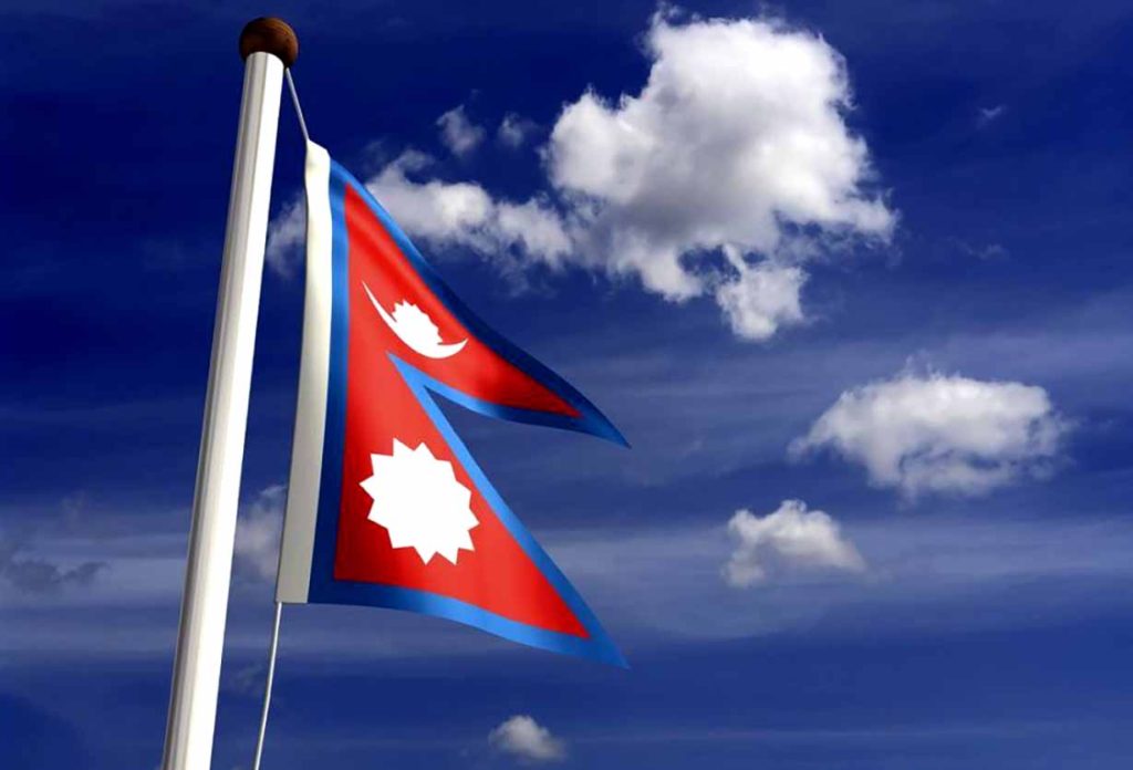 सबैभन्दा ठूलो राष्ट्रिय झण्डा मानहुँकोटमा राखिँदै
