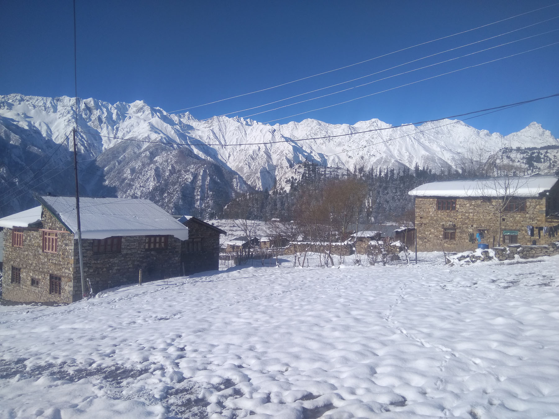 सिमकोट हिउँले ढाकिए