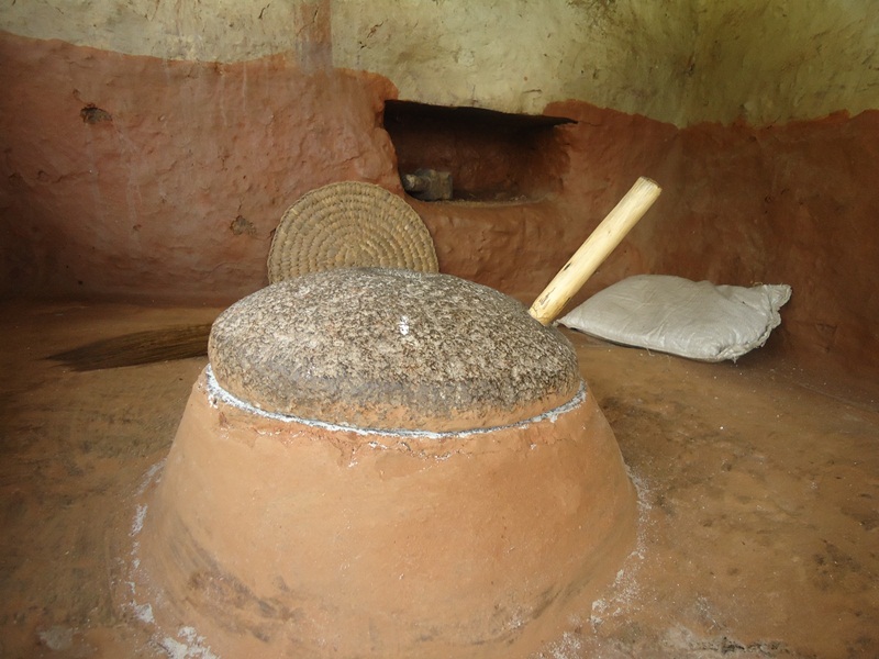 लोप हुँदै ढिकी जाँतो र हातेमुसल
