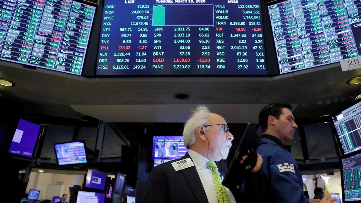 European stock markets dive more than 4.0% at open