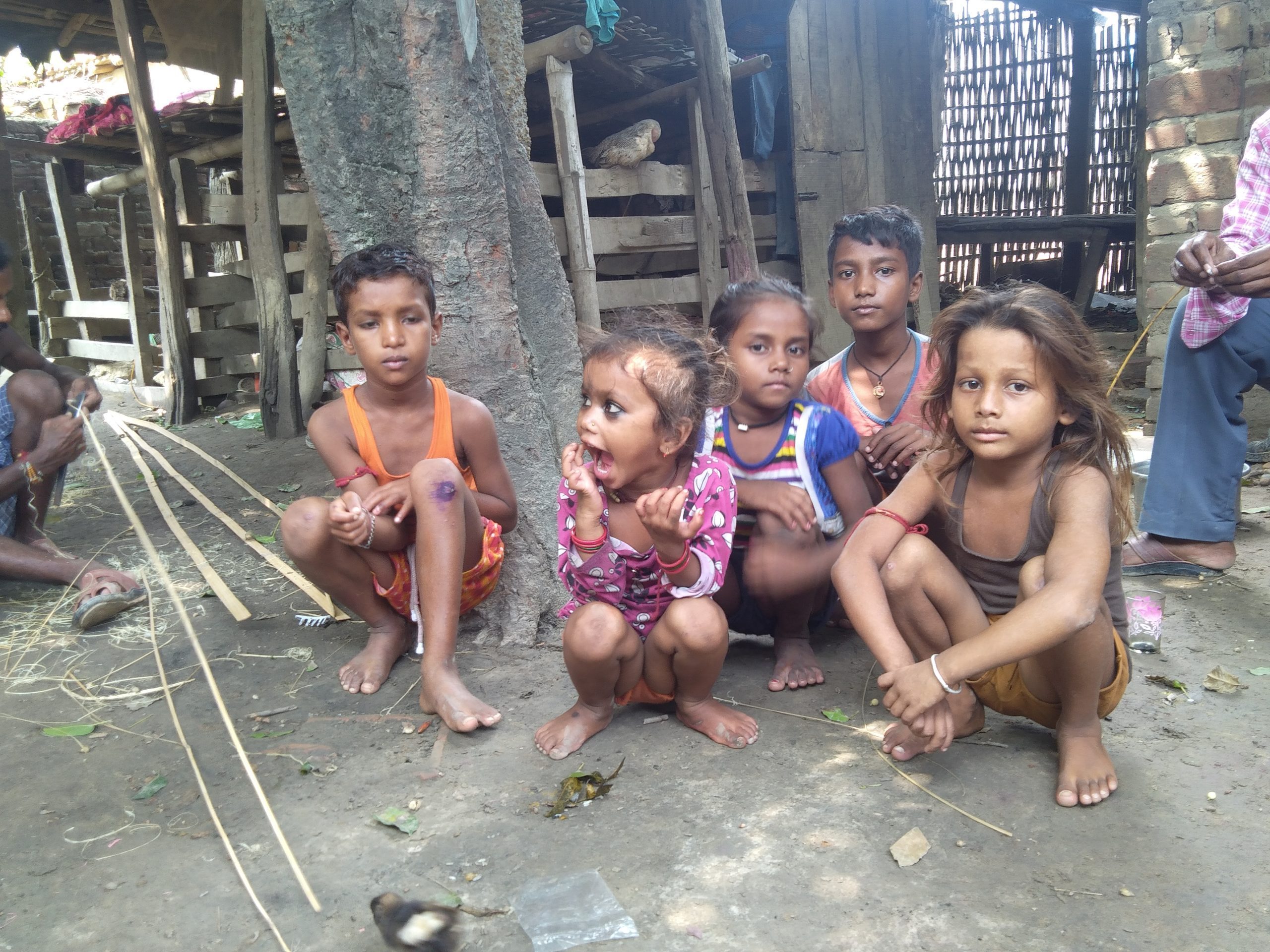 मुसहर बस्तीमा छाड्यो चुल्हो बल्न