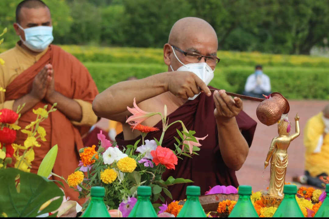 बुद्ध पूजा