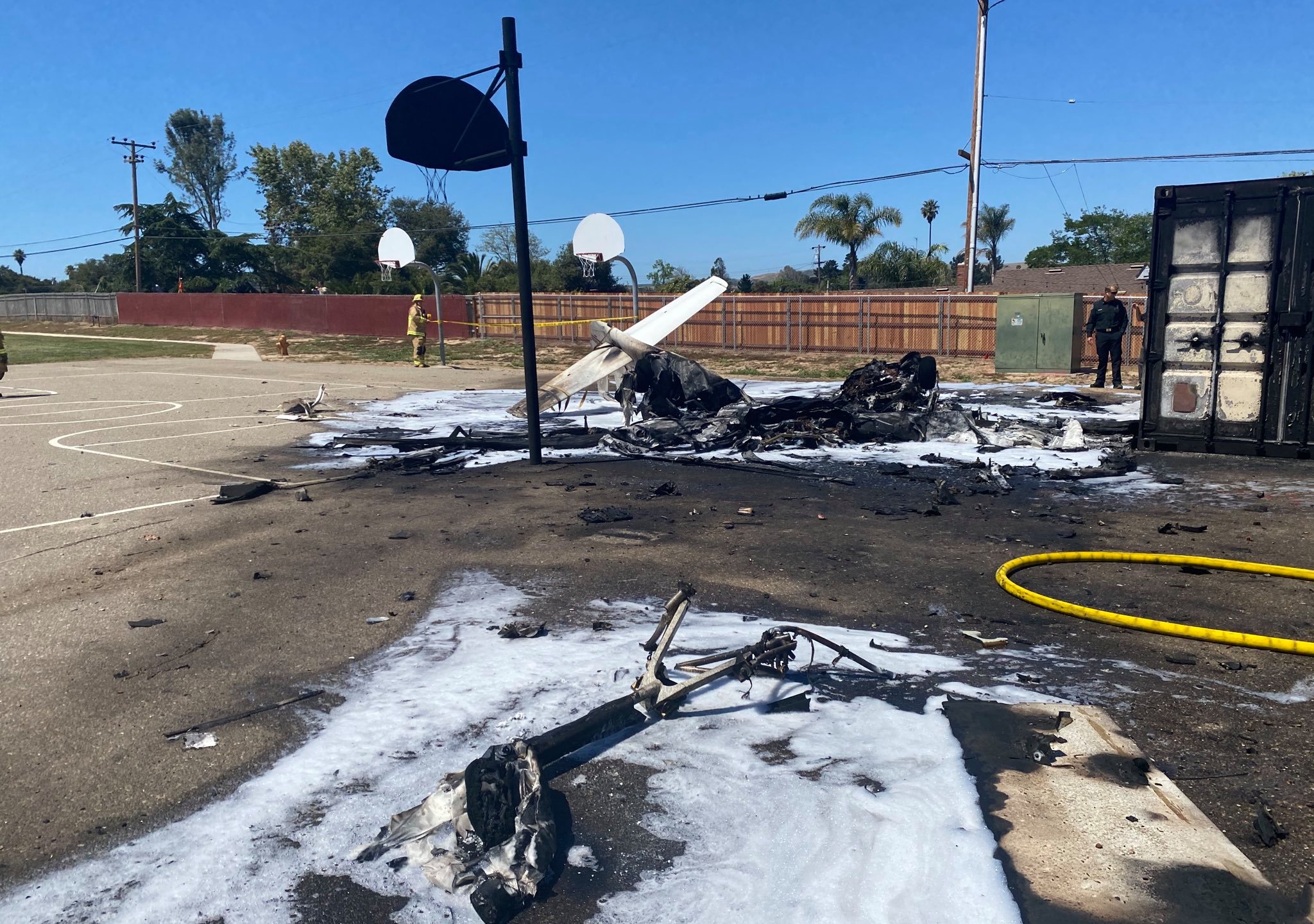 Pilot killed in small plane crash at elementary school in California