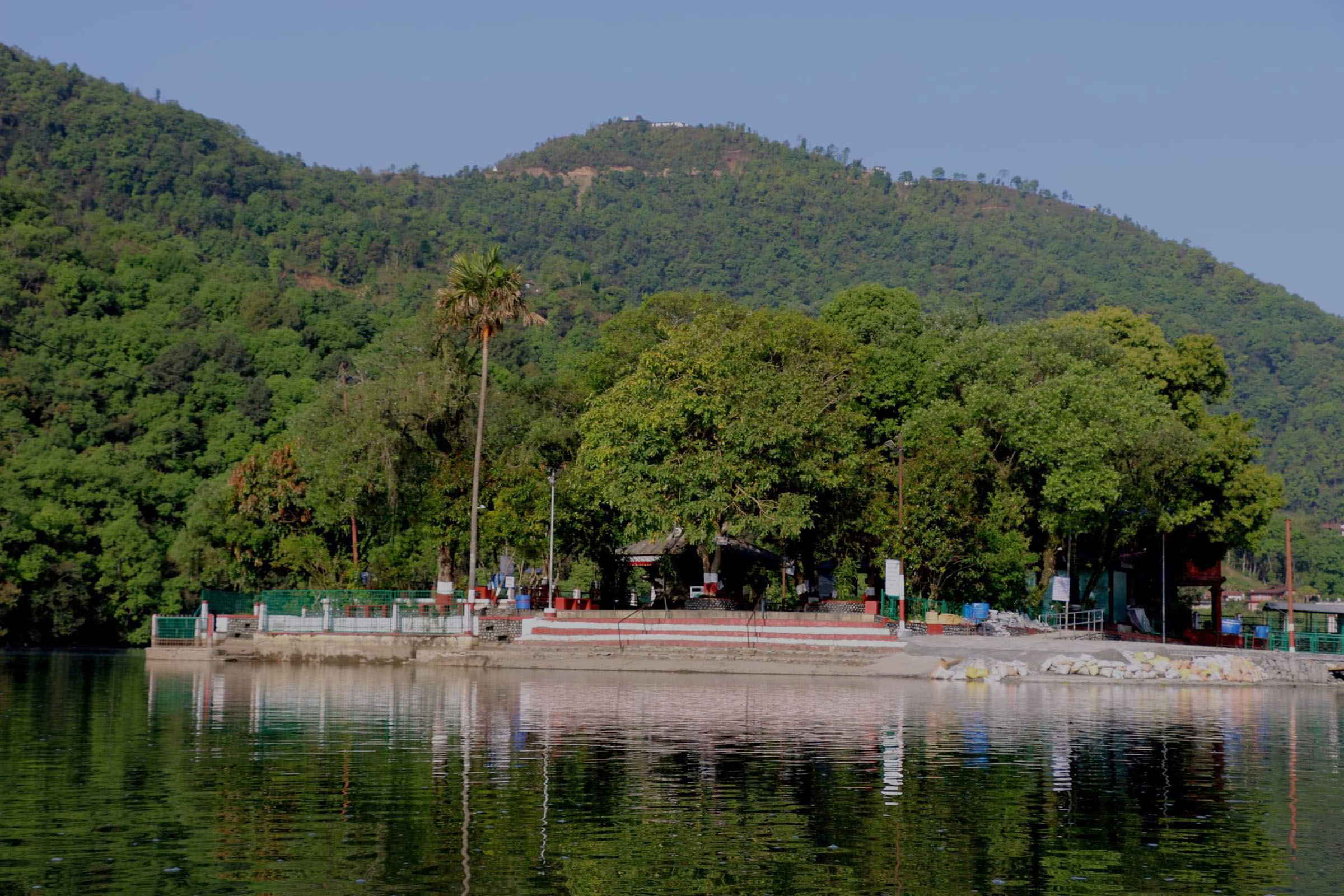 सुनसान पोखराको ताल बाराही मन्दिर