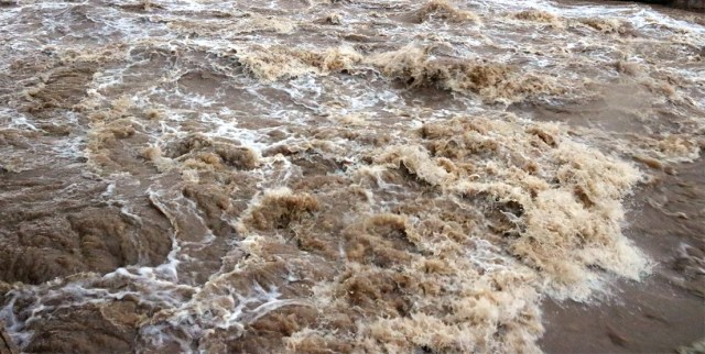 खोलाले बगाउँदा युवकको मृत्यु