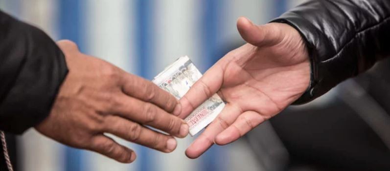 वडाध्यक्ष घुस लिएको आरोपमा पक्राउ