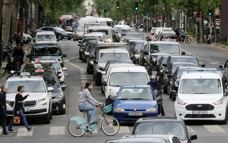 Europe 2020 auto sales to plunge record 25%: industry group