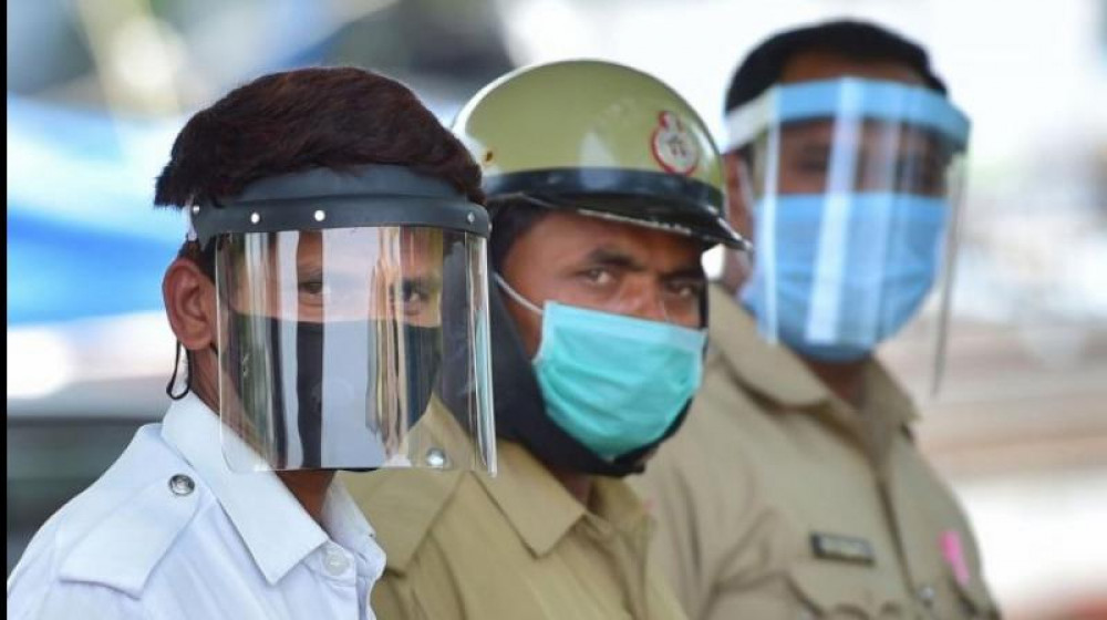 भारतमा एकै दिनमा ३२ हजार ५०० भन्दा बढी कोरोना संक्रमित