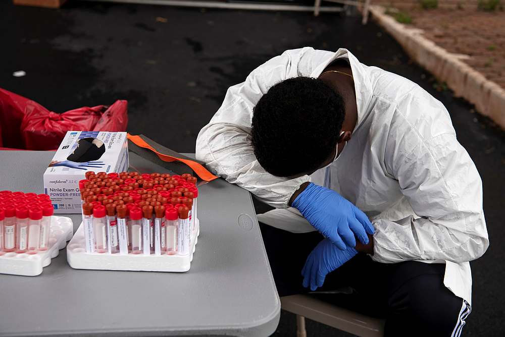 US records 63,643 new virus cases in 24 hours