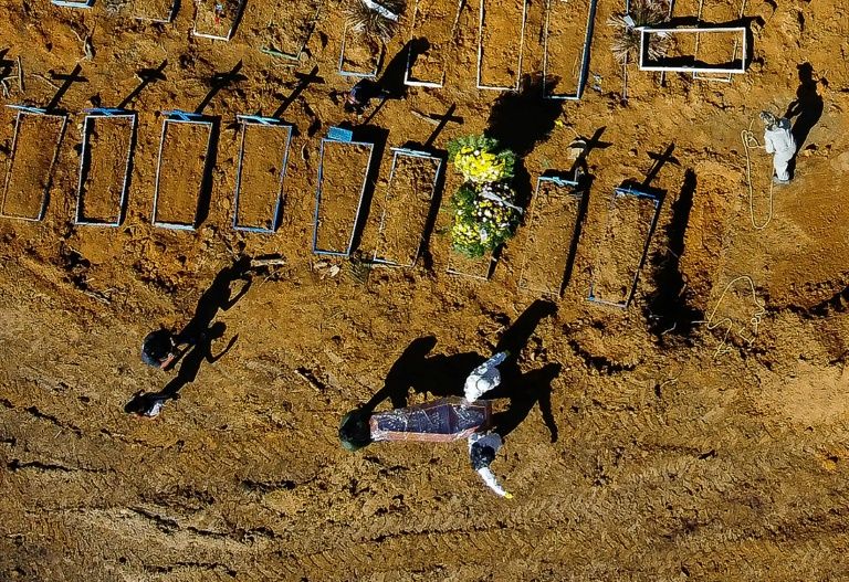 Brazil’s COVID-19 death toll surpasses 90,000