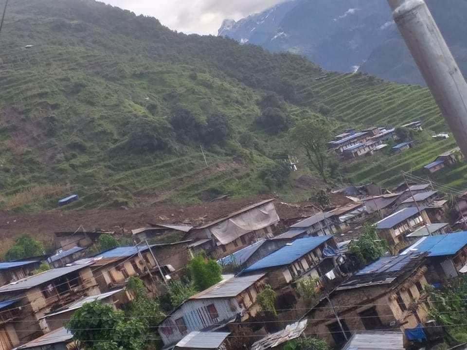 लिदी गाउँका १३ घर पुरियो, १५ जना घाइते