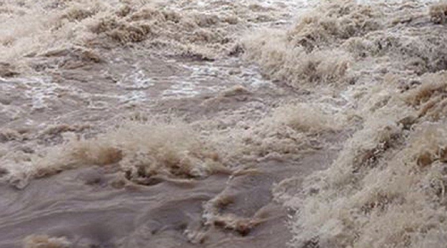 कास्कीको कस्युङ खोलाले बगाएर एक महिलाको मृत्यु