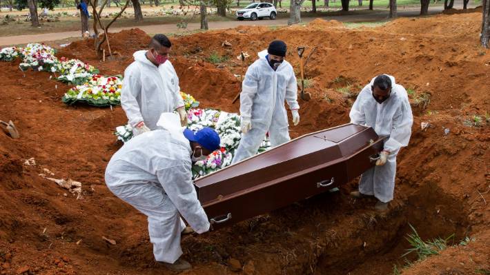 More than 120,800 deaths from COVID-19 in Brazil