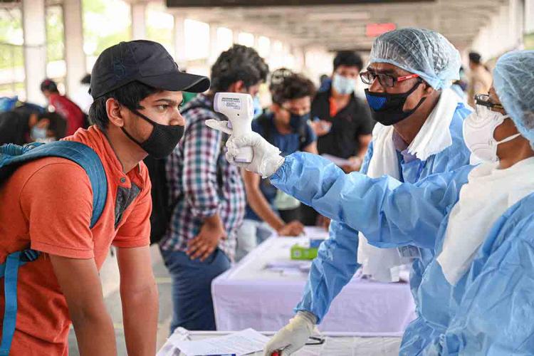 भारतमा एकैदिनमा अहिलेसम्मकै सवैभन्दा धेरै ७७ हजार सङ्क्रमित
