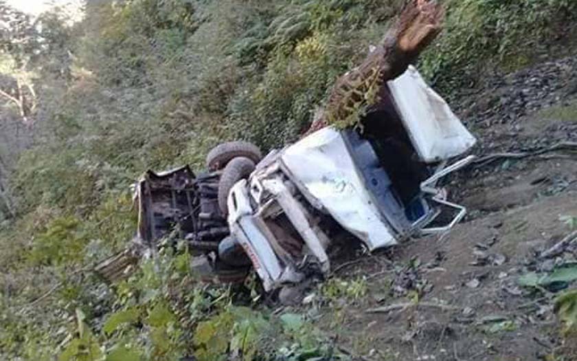 जीप दुर्घटनामा चालकको मृत्यु