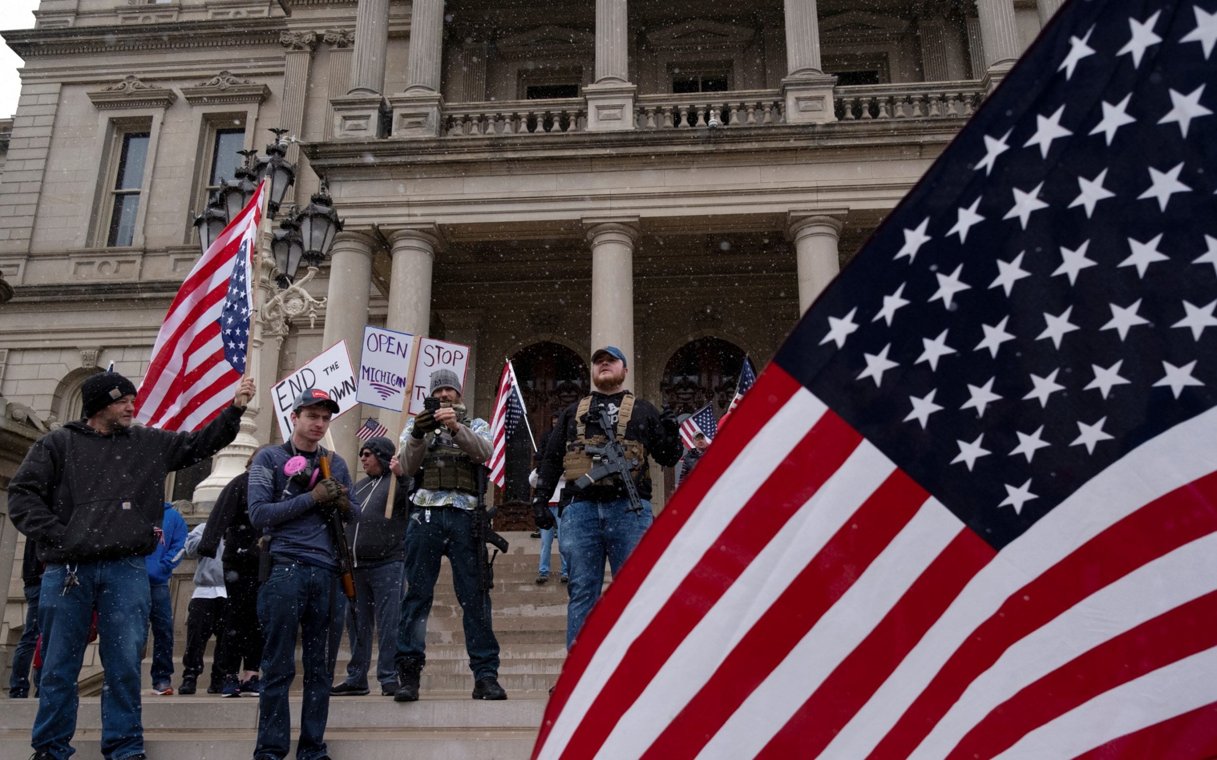 Over 1 million people apply for unemployment insurance in US