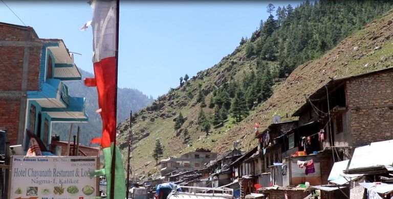 नाग्म बजारमा सुक्खा पहिरो: तीन घर पुरिए, एक बालकको मृत्यु
