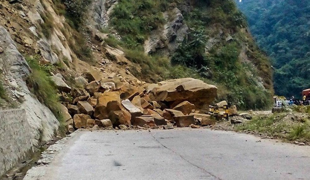त्रिभुवन राजपथ सञ्चालनमा