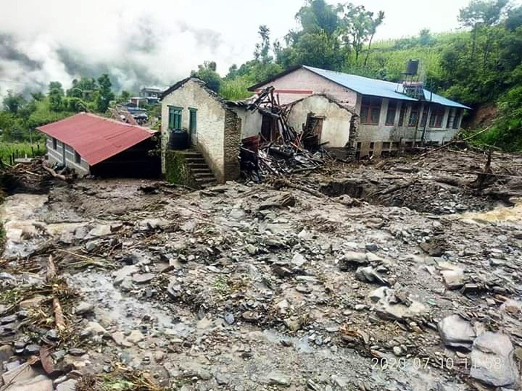 म्याग्दीका बाढीपहिरो पीडितलाई साढे ३४ लाख सहयोग
