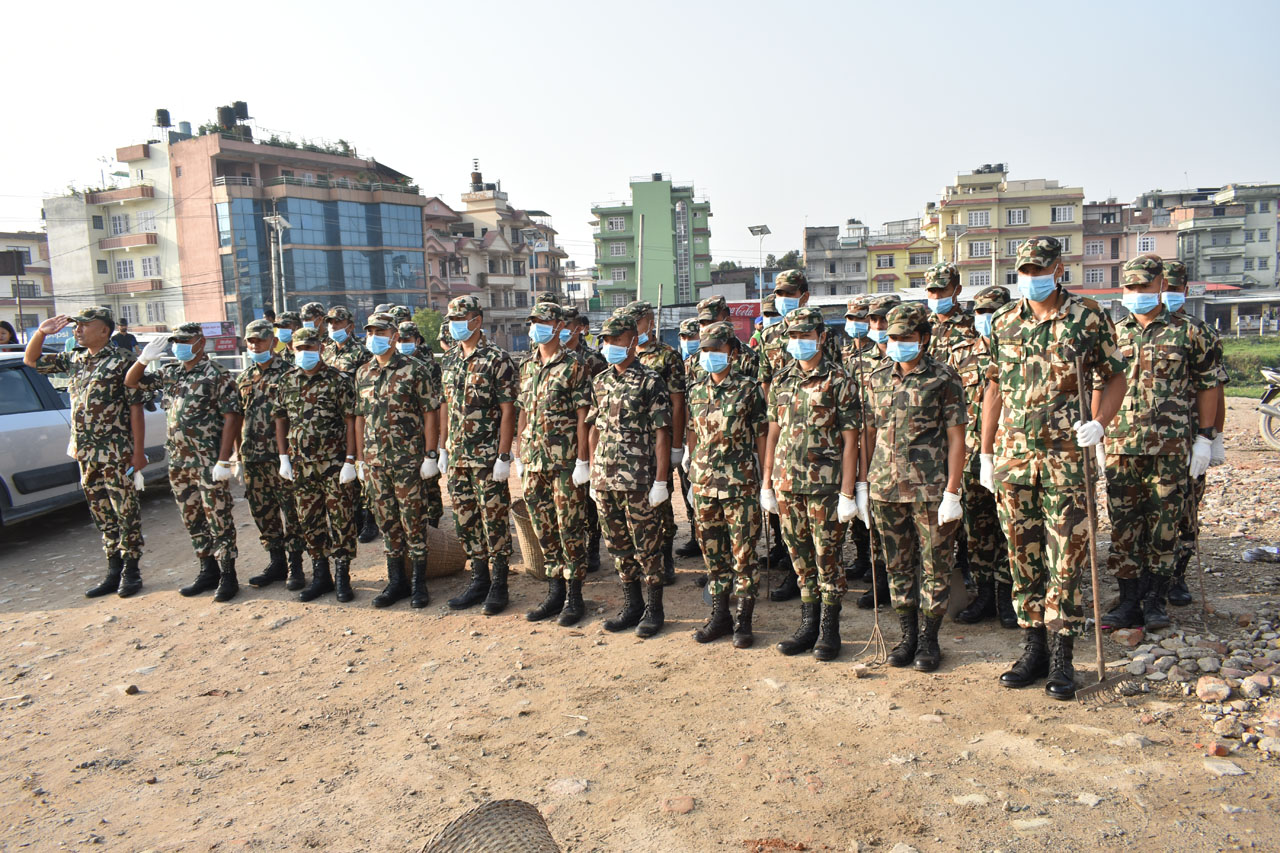 २१ सेनासहित २४ सङ्क्रमित