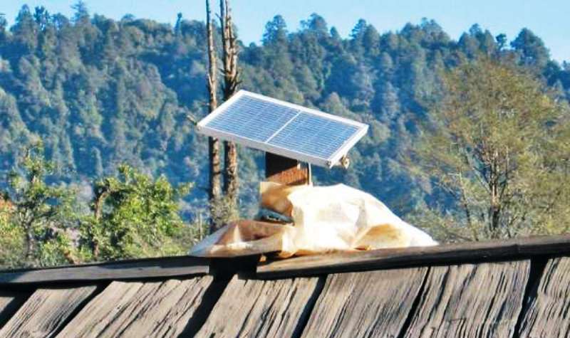 ढोरपाटनका बाढी प्रभावितलाई सोलार