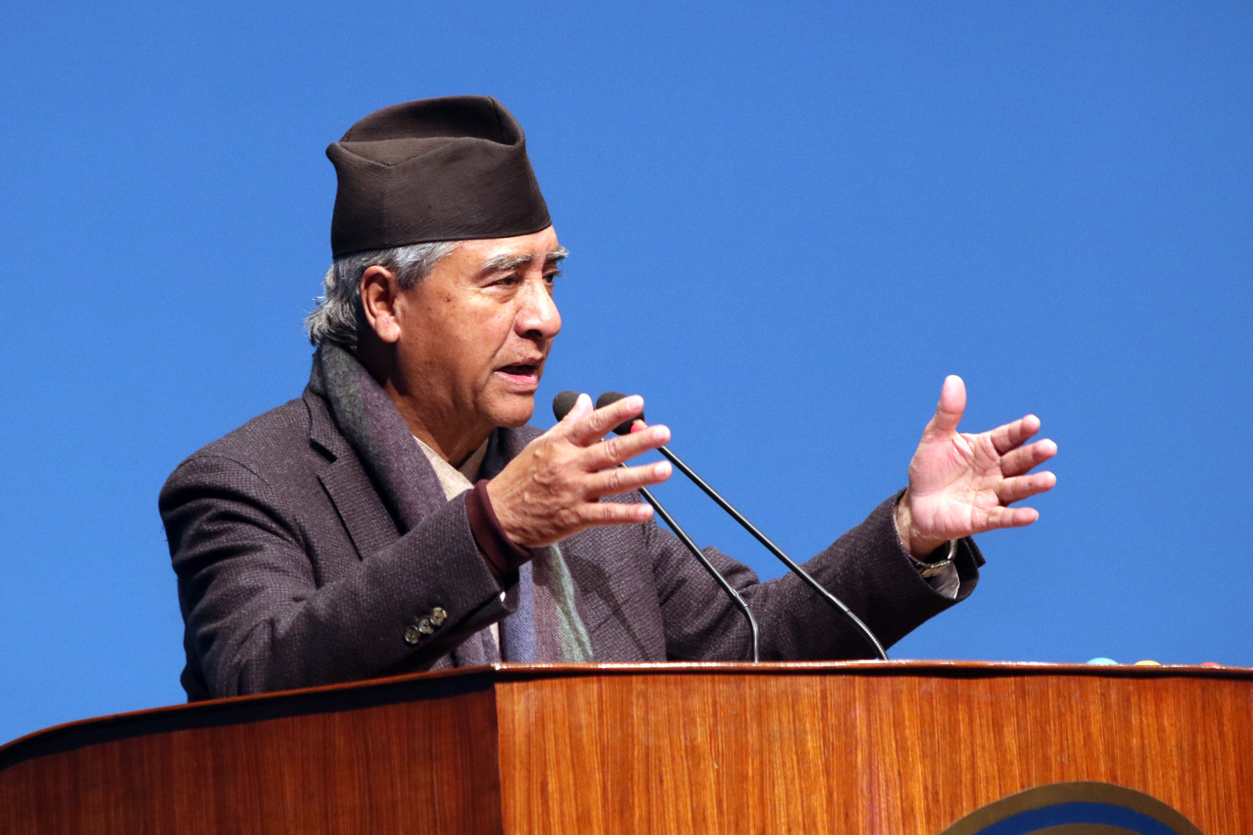 संविधानको सफलताका लागि सबैको अपनत्व गाँस्दै लग्न जरुरी हुन्छ : सभापति देउवा