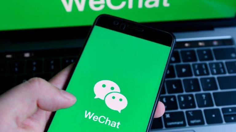 Judge halts WeChat download ban in US-China tech battle