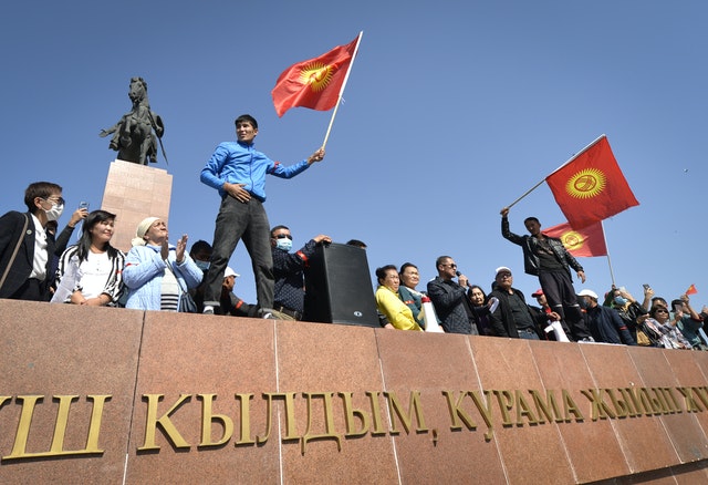 1 dead, 590 injured in Kyrgyz clashes, six policemen critical
