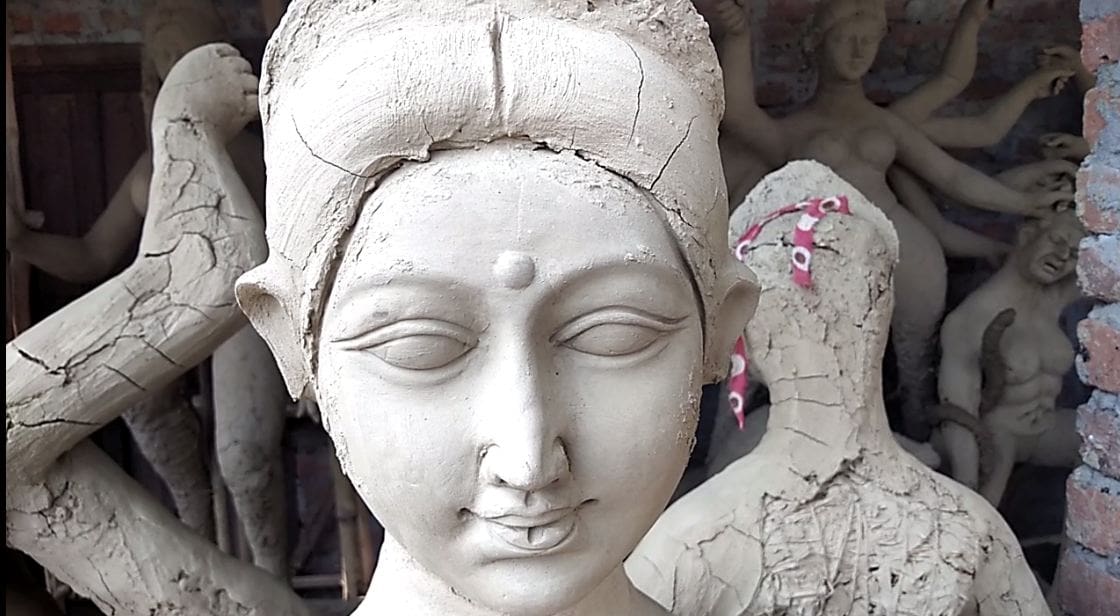 कोरोनाका कारण सीमित ठाउँमा मात्रै मा दुर्गा भवानीका मूर्ति स्थापना