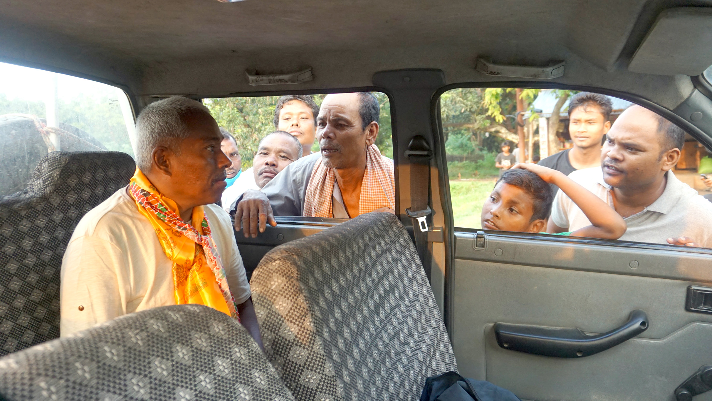 तेह्र वर्षसम्म साङ्लोमा बाँधिएका मनोरोगी उमाकान्तको गृहप्रवेश