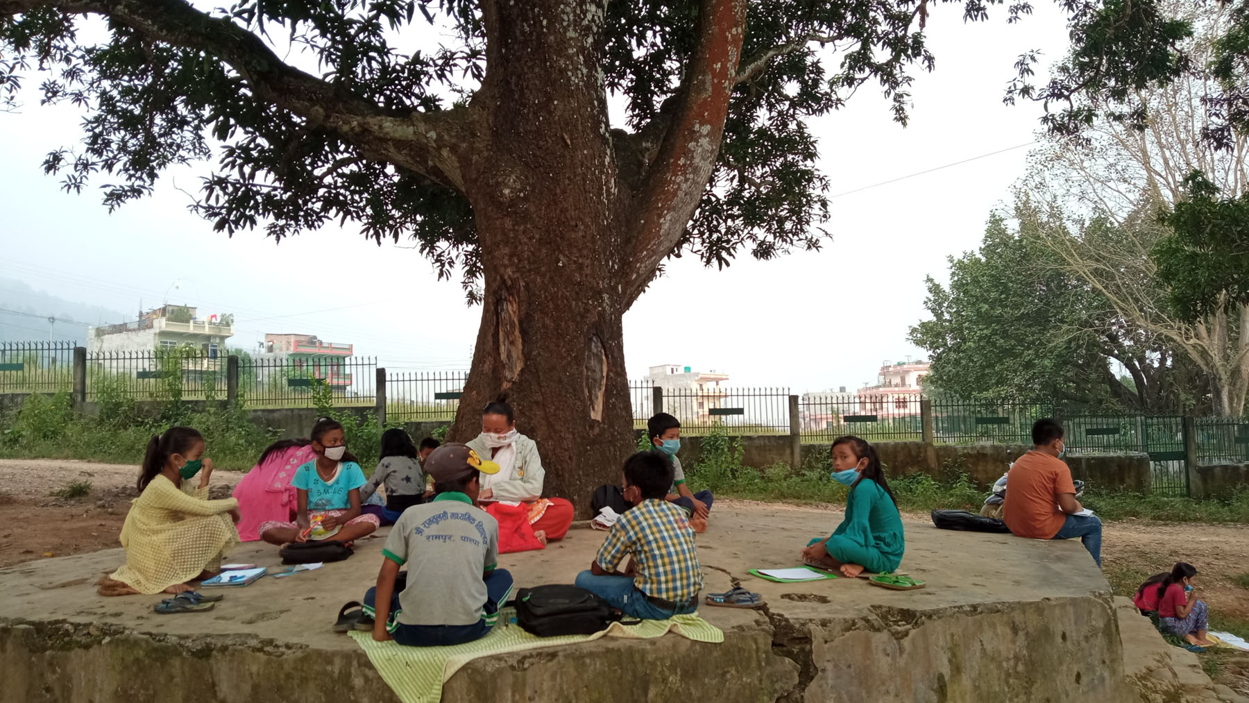 वैकल्पिक शिक्षा : चौतारीमा पढाई