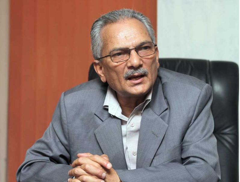 कोरोनाकालमा सञ्चारजगत्ले खेलेको भूमिका प्रशंसनीय छ : पूर्वप्रधानमन्त्री भट्टराई