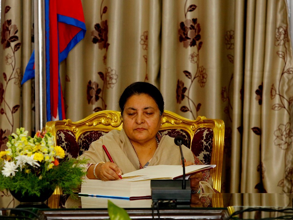 आवासको हक : ऐन प्रमाणीकरण भएको दुई वर्षसम्म बनेन नियमावली