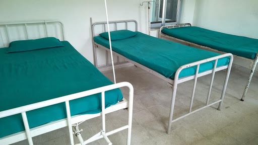 आइसोलेसन निर्माण कार्य सुस्त