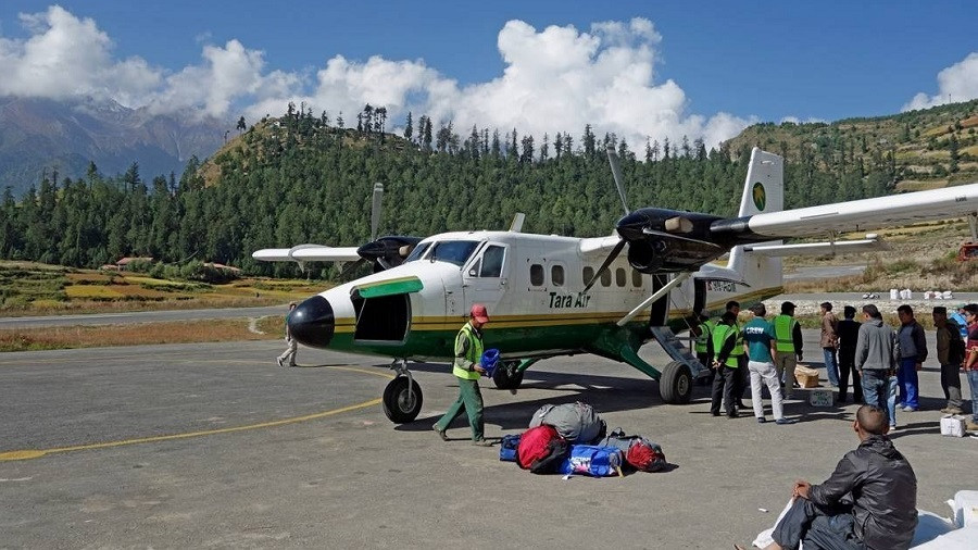सिमकोट विमानस्थलमा यात्रुको चाप