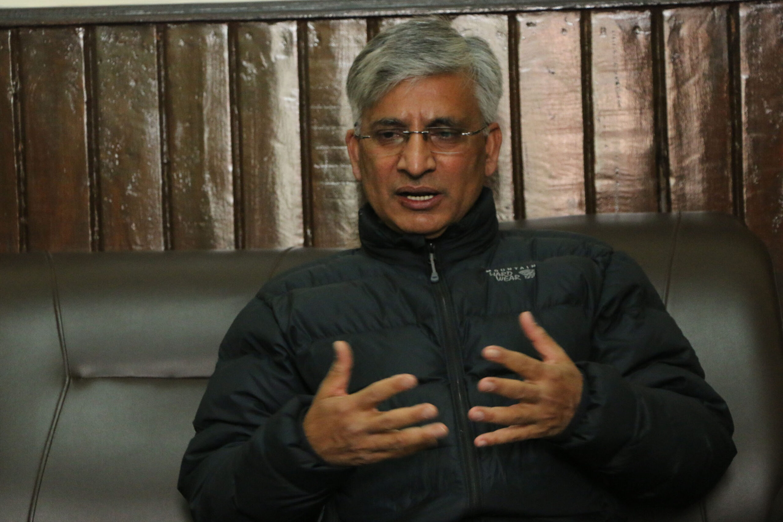 अराजनीतिक आरोपपत्र निःशर्त फिर्ता भए विवाद सकिन्छ : नेता रिमाल