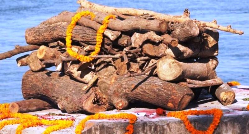 कञ्चनपुरमा शव जलाउने दाउरा अभाव
