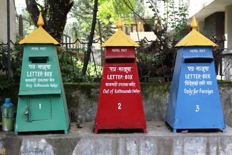 ‘डाँक’ बोक्ने बस नियमित नहुँदा समस्या