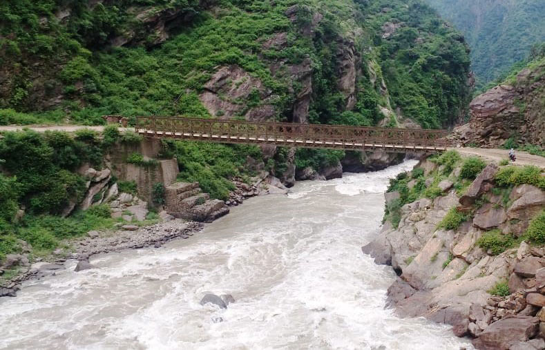 सेरीघाटको बेलिब्रिज जीर्ण