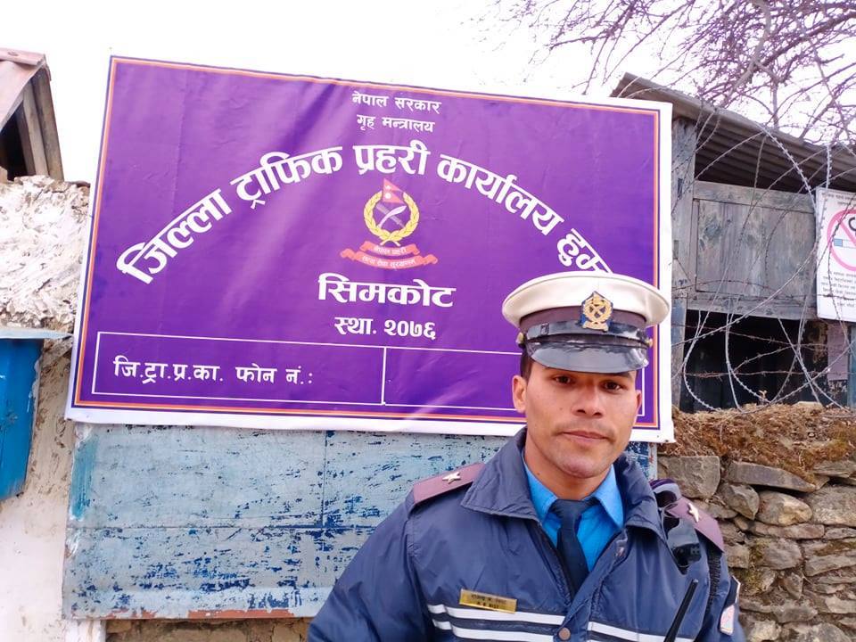 सिमकोटमा ट्राफिक नियम लागू हुँदै