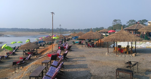 सौराहामा आवासीय पर्यटक कम