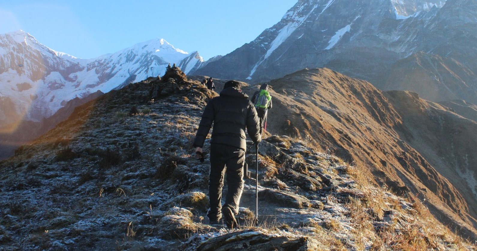 कञ्चनजङ्घामा आन्तरिक पर्यटकको चहलपहल