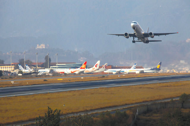 तराई तथा दुर्गम भेगका उडान हुस्सुका कारण  प्रभावित