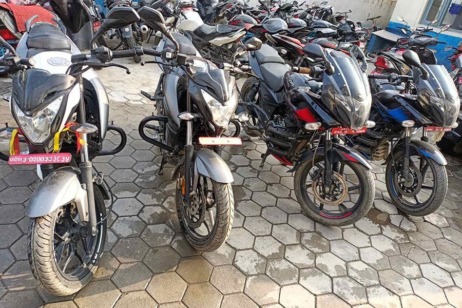 मोटरसाइकल चोरी गर्ने गिरोहका सदस्य पक्राउ