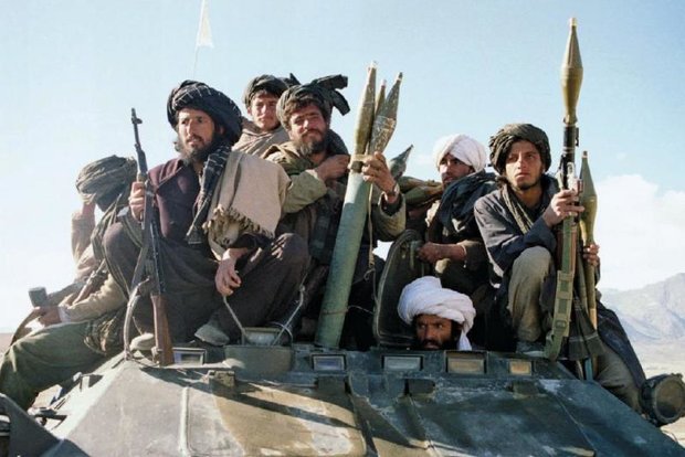 Military crackdown leaves 10 insurgents dead in southern Afghanistan